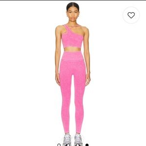 Spiritual Gangster legging and crop top set neon pink NWT size M/L